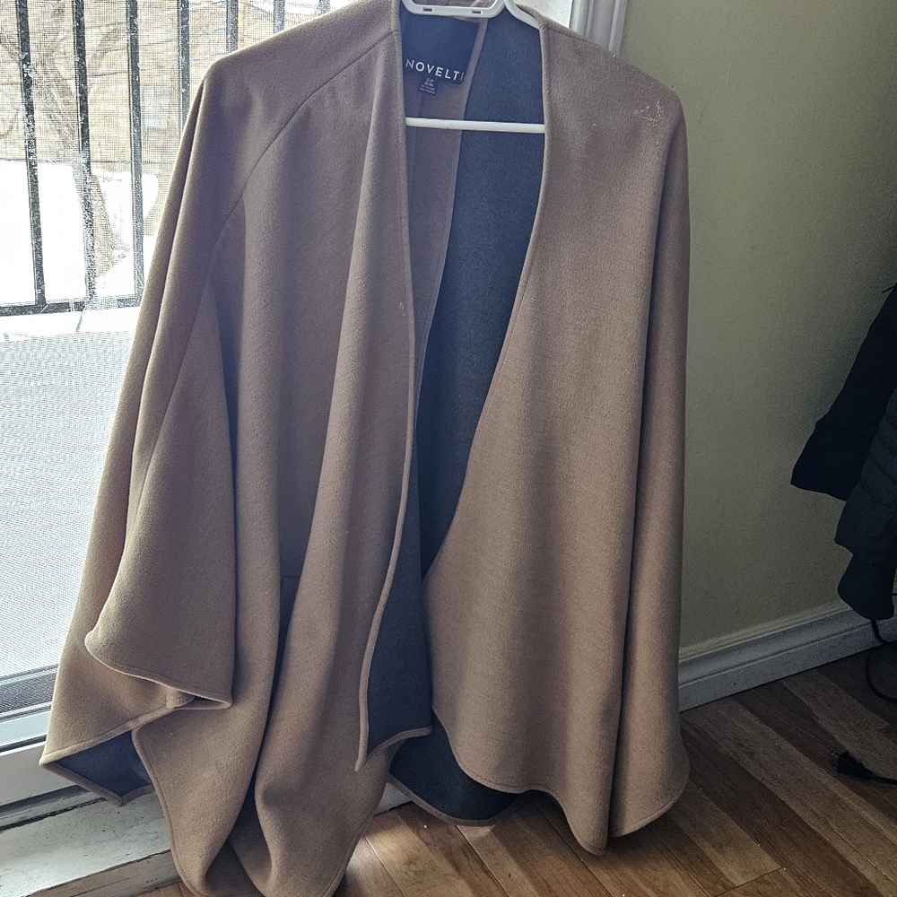 Women's Tan Jacket